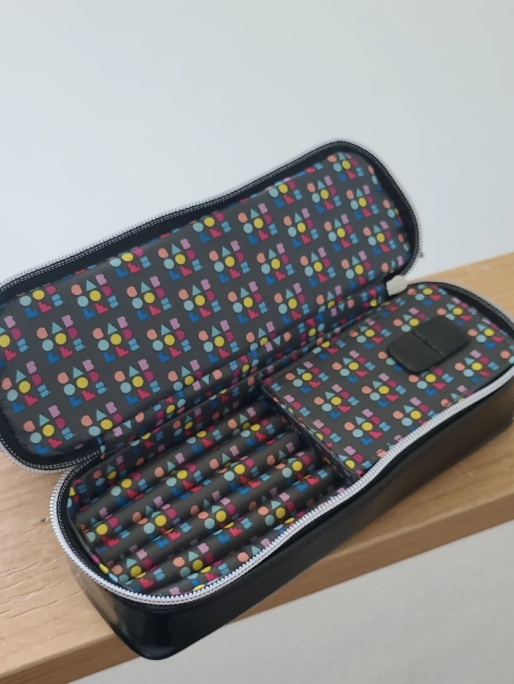 Caboodles Black Patent Cosmetic/Jewelry  Case with Silver Trim